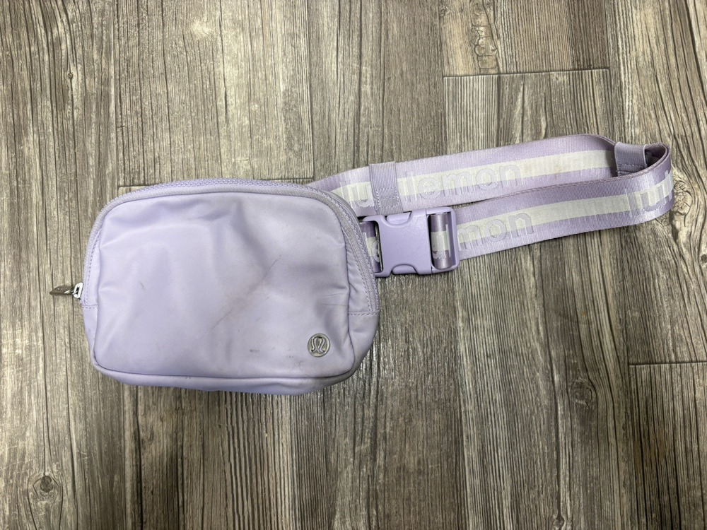 Lululemon Everywhere Belt Bag 1L Purple Lavender Nylon Waist Pack Adjustable